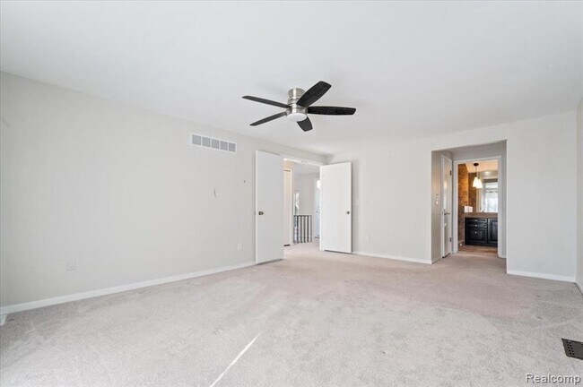 Building Photo - 1863 Wingate Rd