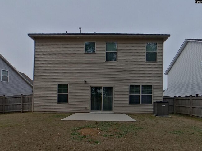 Building Photo - 326 Fairford Rd