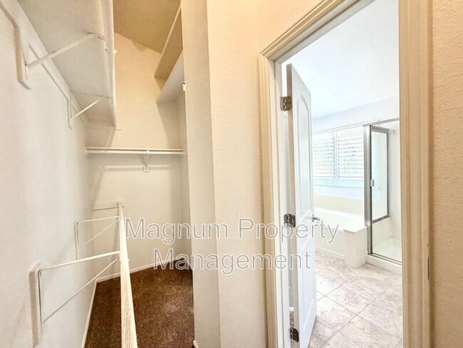 Building Photo - 507 Lassa Way