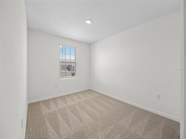 Building Photo - 5728 Haven Ter