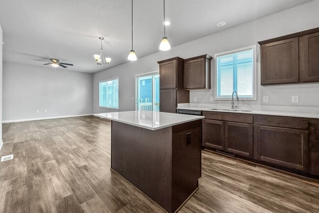 Building Photo - 15135 Bellflower Ln