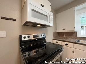 Building Photo - 443 Seele St