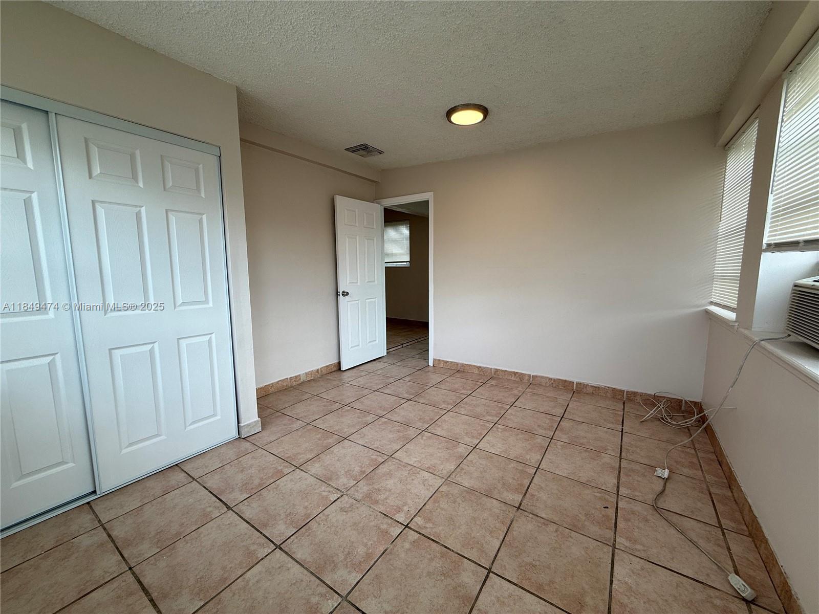 Building Photo - 641 N 70th Ave