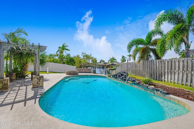 Primary Photo - 1455 Centaurus Ct