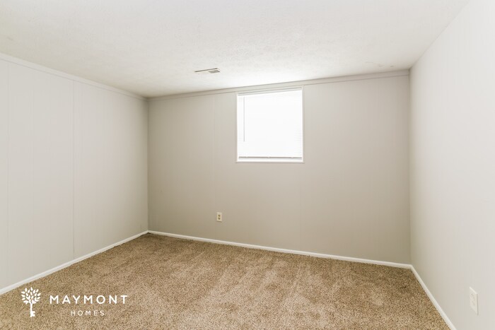 Building Photo - 2637 Sherborne Crescent