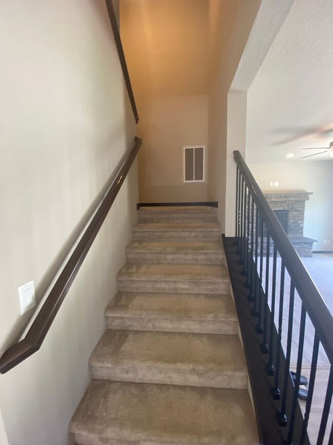 Building Photo - SINGLE FAMILY HOME IN THE FOX TAIL SUBDIVISION (APP#148)
