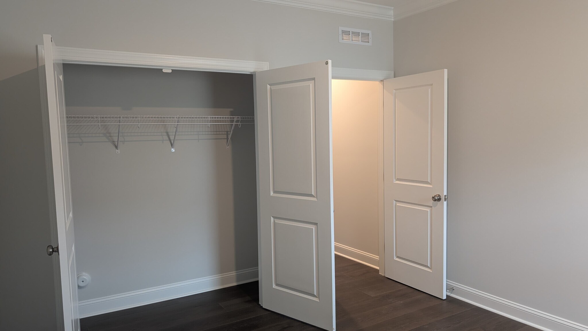 Building Photo - 1011 Constellation Cir