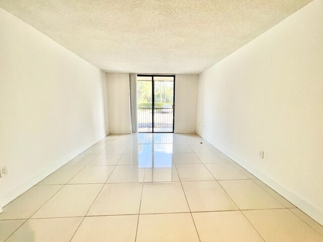 Building Photo - 16950 W Dixie Hwy