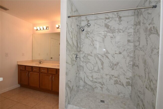 Building Photo - 6 Kathleen Trail