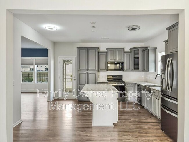 Building Photo - 242 Dunlin Dr