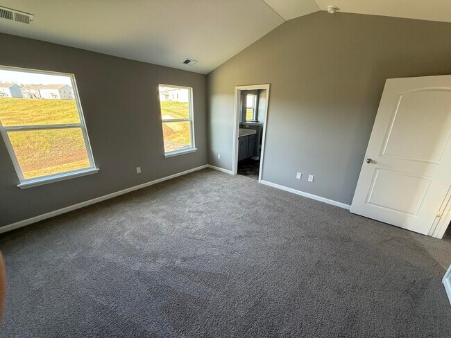 Building Photo - 6061 Arbor Wds Wy