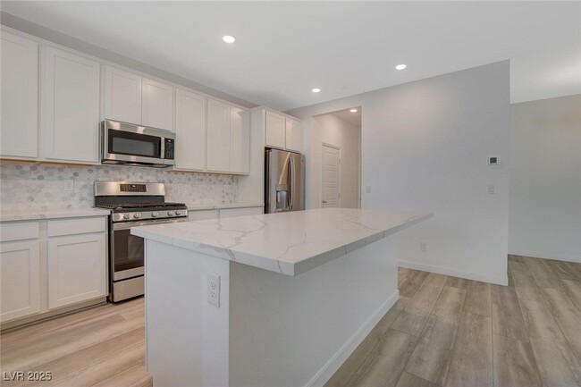 Building Photo - 3699 Bright Aquarius Ln