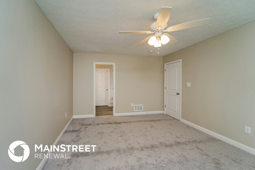 Building Photo - 11926 Washington Green Rd