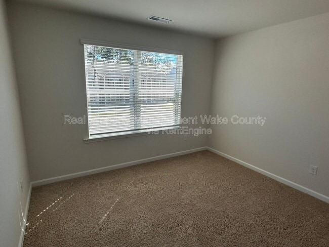 Building Photo - 8539 Beckett Chase Wy