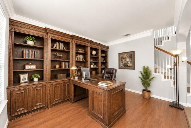 Building Photo - 12815 Dadebrook Ct