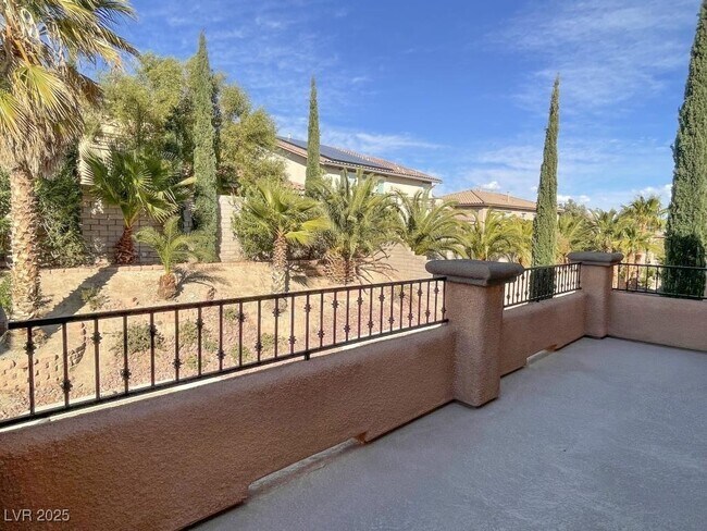 Building Photo - 12048 La Palmera Ave