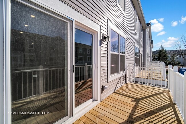 Building Photo - 512 Wolverine Dr