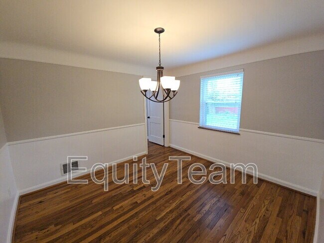 Building Photo - 4436 Redmont Ave