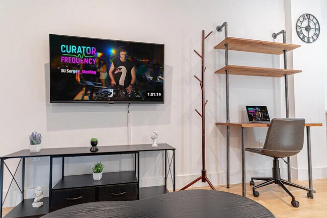 Building Photo - 1255 Decatur St