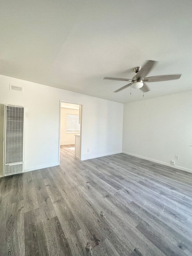 Building Photo - NANCY DRIVE DUPLEX