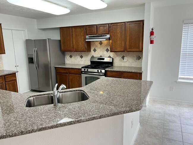 Building Photo - 6334 Cape Forward Dr