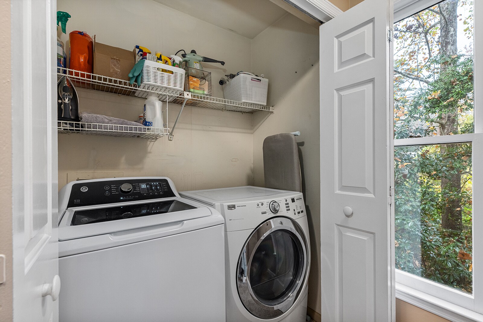 Building Photo - 104 Terrace Dr NE