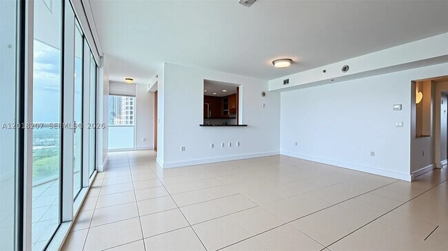 Building Photo - 19400 Turnberry Way