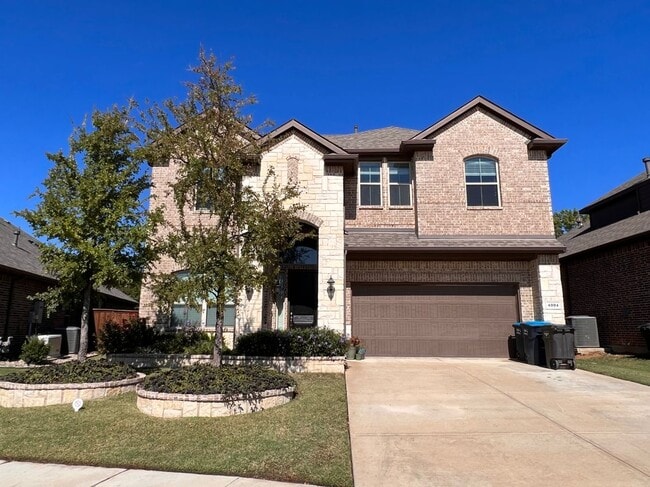 Building Photo - 4004 Knollbrook Ln