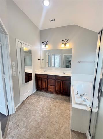 Building Photo - 7011 Chackbay Ln