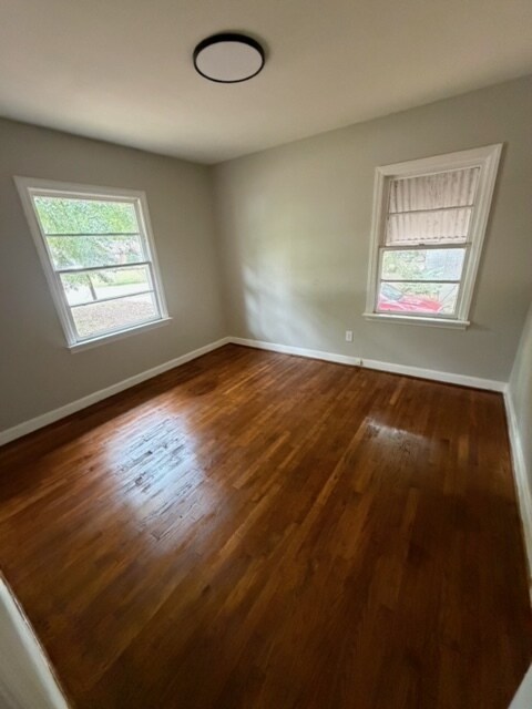 Building Photo - 3539 Honeysuckle Rd