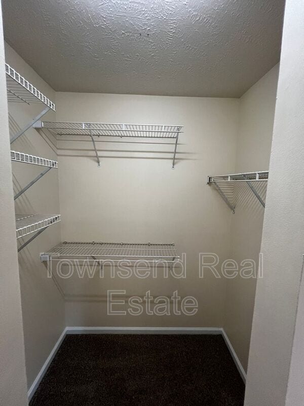 Building Photo - 1031 Ancestry Dr