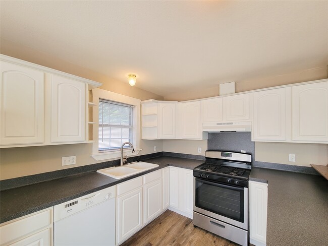 Building Photo - 4634 Norhill Blvd