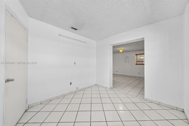 Building Photo - 11620 SW 179th Terrace