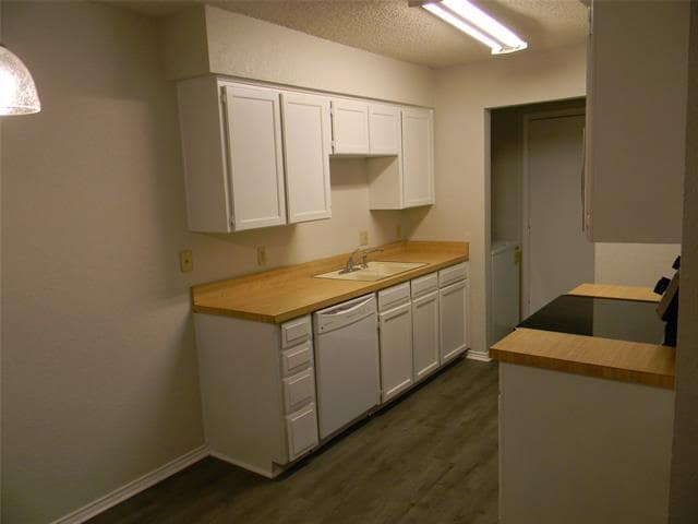 Building Photo - 7856 Colwick Ct