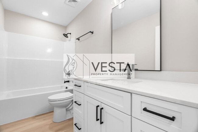 Building Photo - 110 Deaver Park Cir