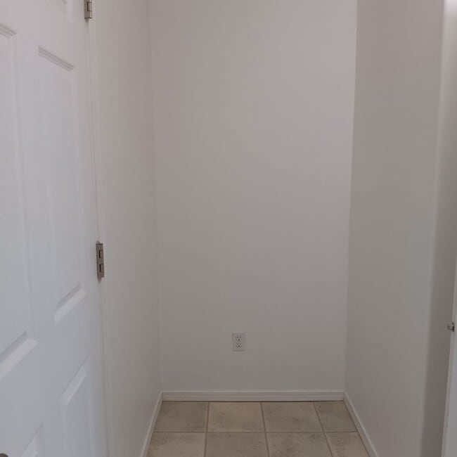 Building Photo - Beautiful Home Available In Bridal Springs Community!