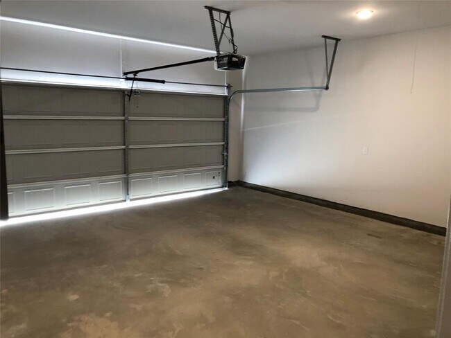 Building Photo - 2746 Fortezza Way