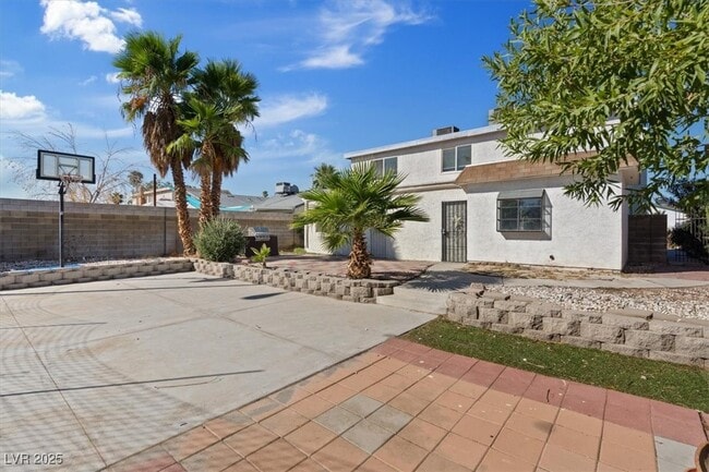 Building Photo - 4602 Inland Ct