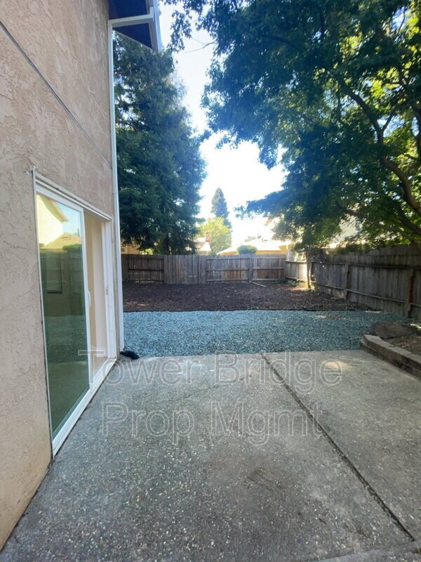 Building Photo - 2247 Atrisco Cir