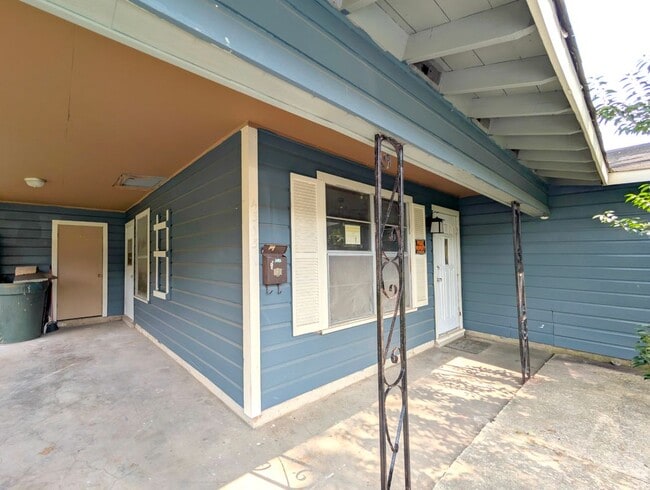 Building Photo - 4515 Booker St
