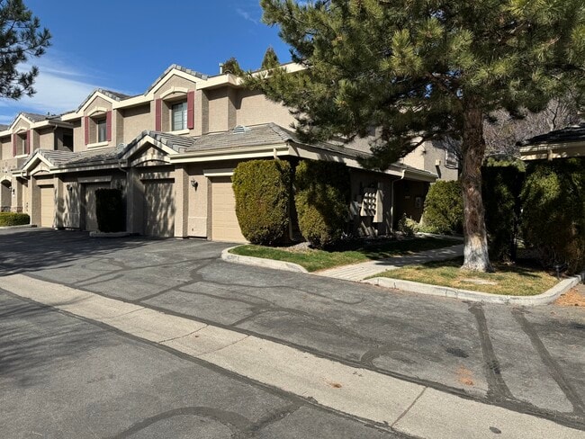 Building Photo - 900 S Meadows Pky