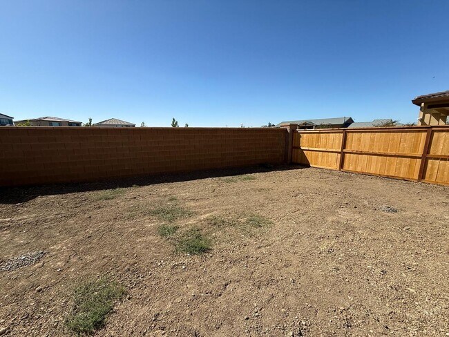 Building Photo - 171 Dock Cir