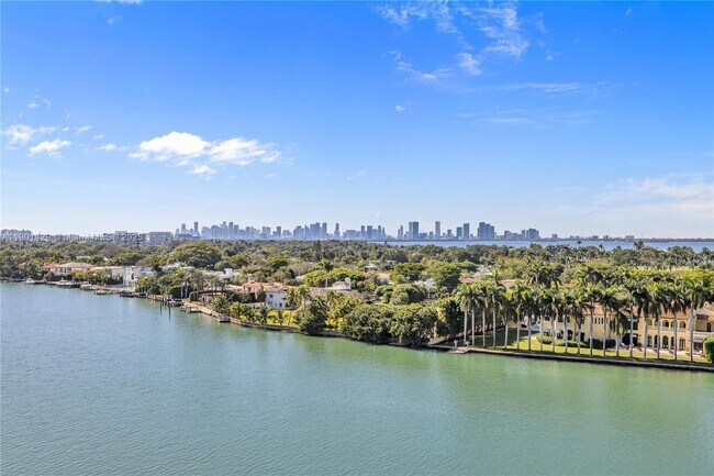Building Photo - 5600 Collins Ave