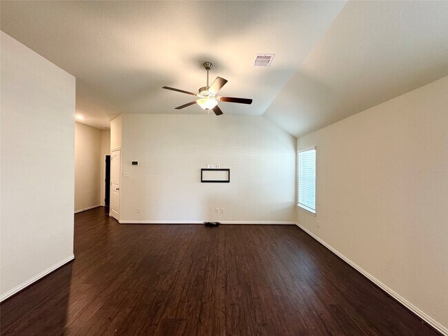 Building Photo - 9026 Beacon Mill Dr