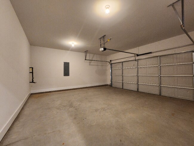 Building Photo - 499 Ml Pk Wy