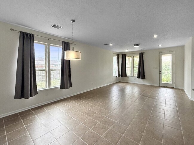 Building Photo - 6503 Bayliss Valley Ln