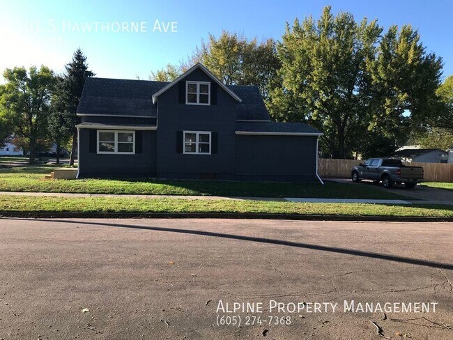 Primary Photo - Spacious 4 Bed/2 Bath Rental Home!