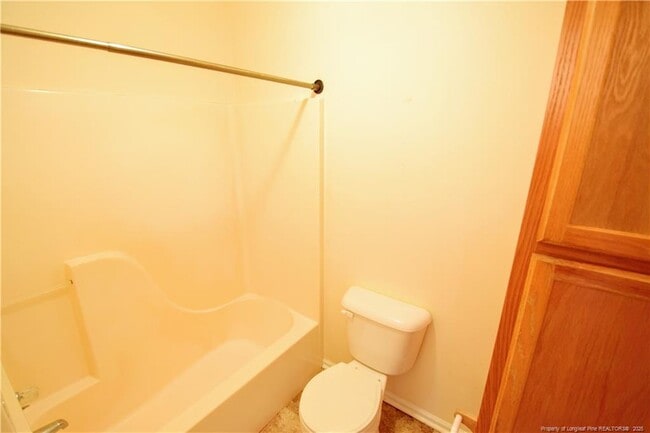 Building Photo - 521 Stone Way Ct