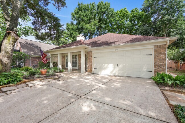Building Photo - 8910 Driftstone Dr