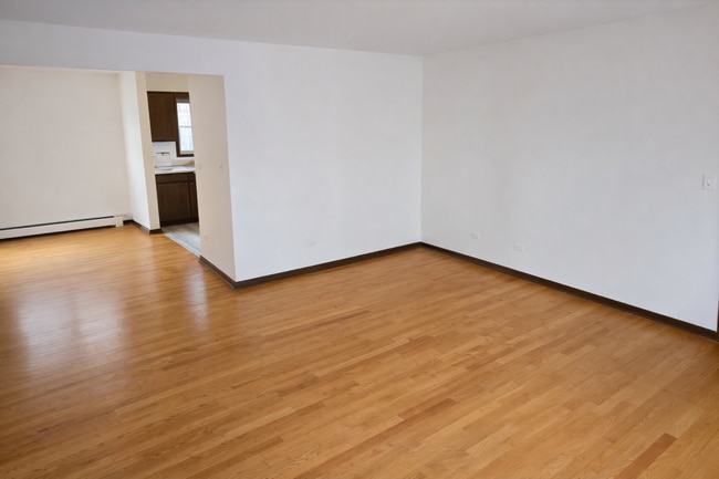 Building Photo - 4526 N Seeley Ave